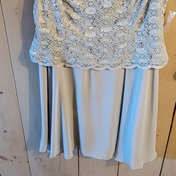 2 piece, mint green, Mother of the Bride Dress - Picture 4 of 9